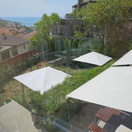 Guest Rooms Soleo Balchik Esterno foto