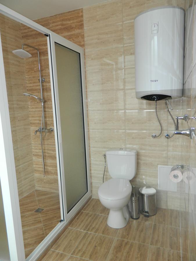 Guest Rooms Soleo Balchik Esterno foto