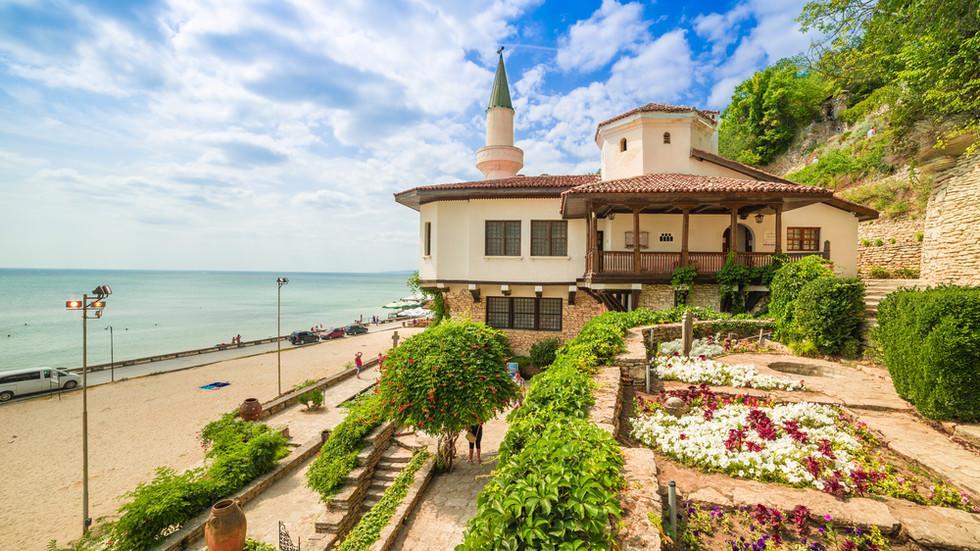 Guest Rooms Soleo Balchik Esterno foto