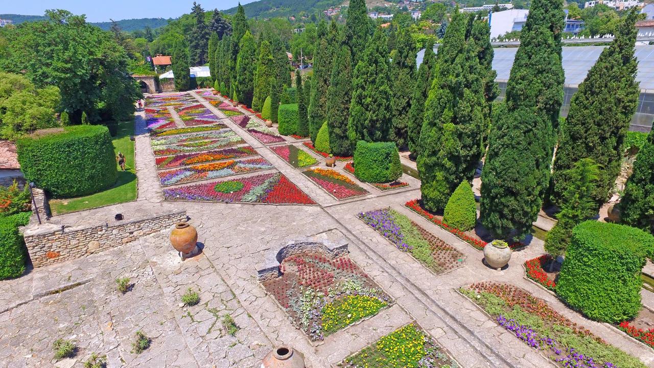 Guest Rooms Soleo Balchik Esterno foto