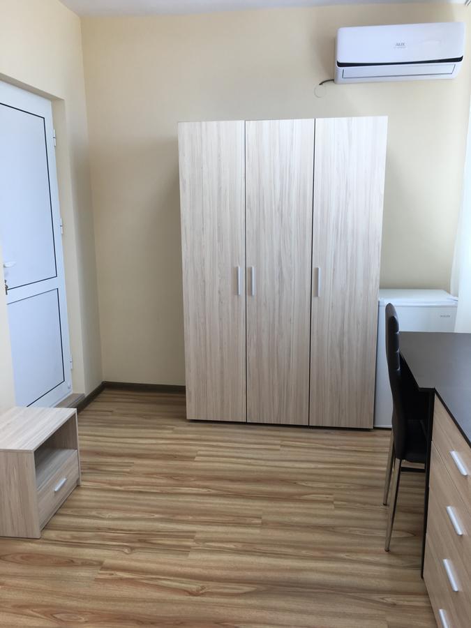 Guest Rooms Soleo Balchik Esterno foto